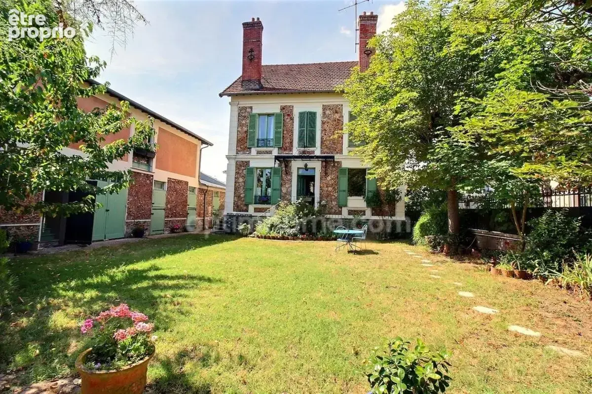 Maison à MAISONS-LAFFITTE
