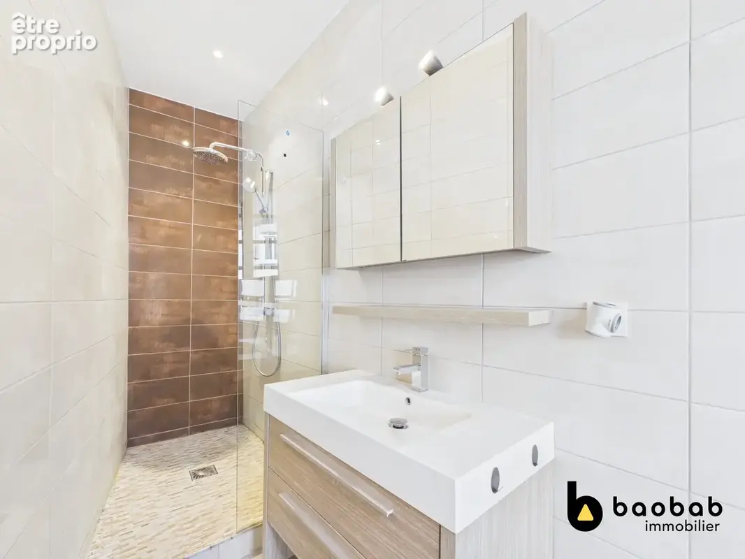 Appartement 5 pièces 140 m² à vendre à Chambery (73000) - photo 9