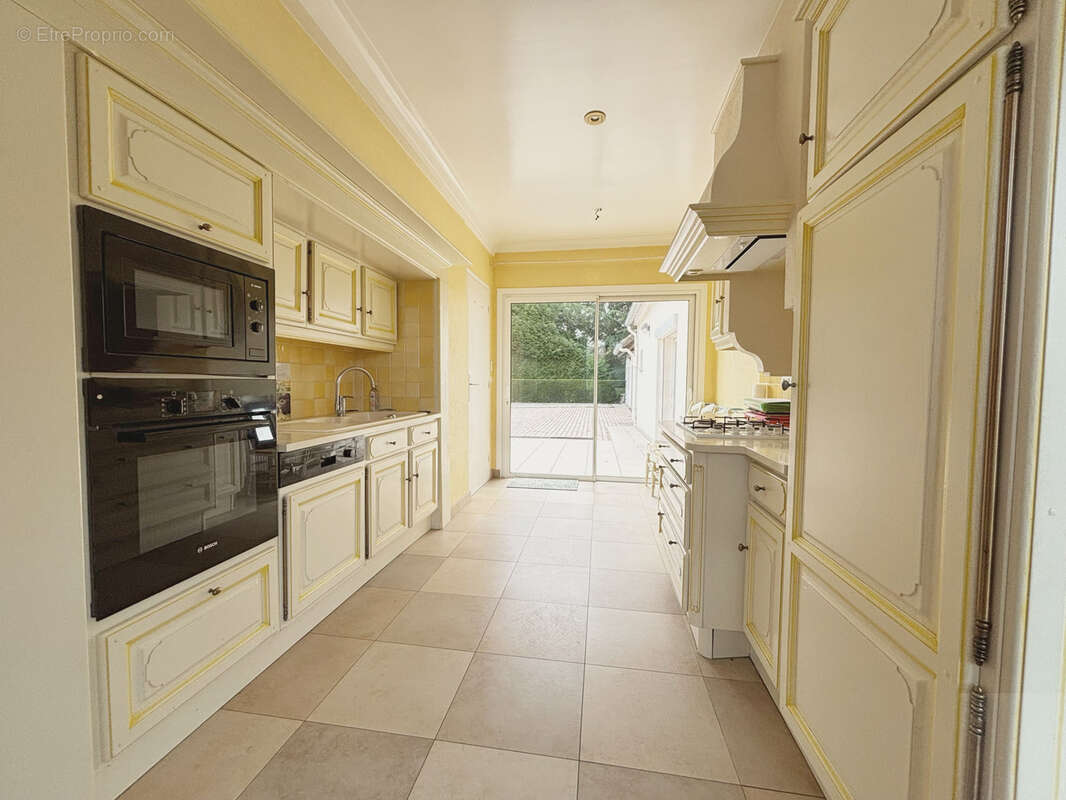 Maison - 5 chambres - 159 m2 - jardin - garage - photo 6