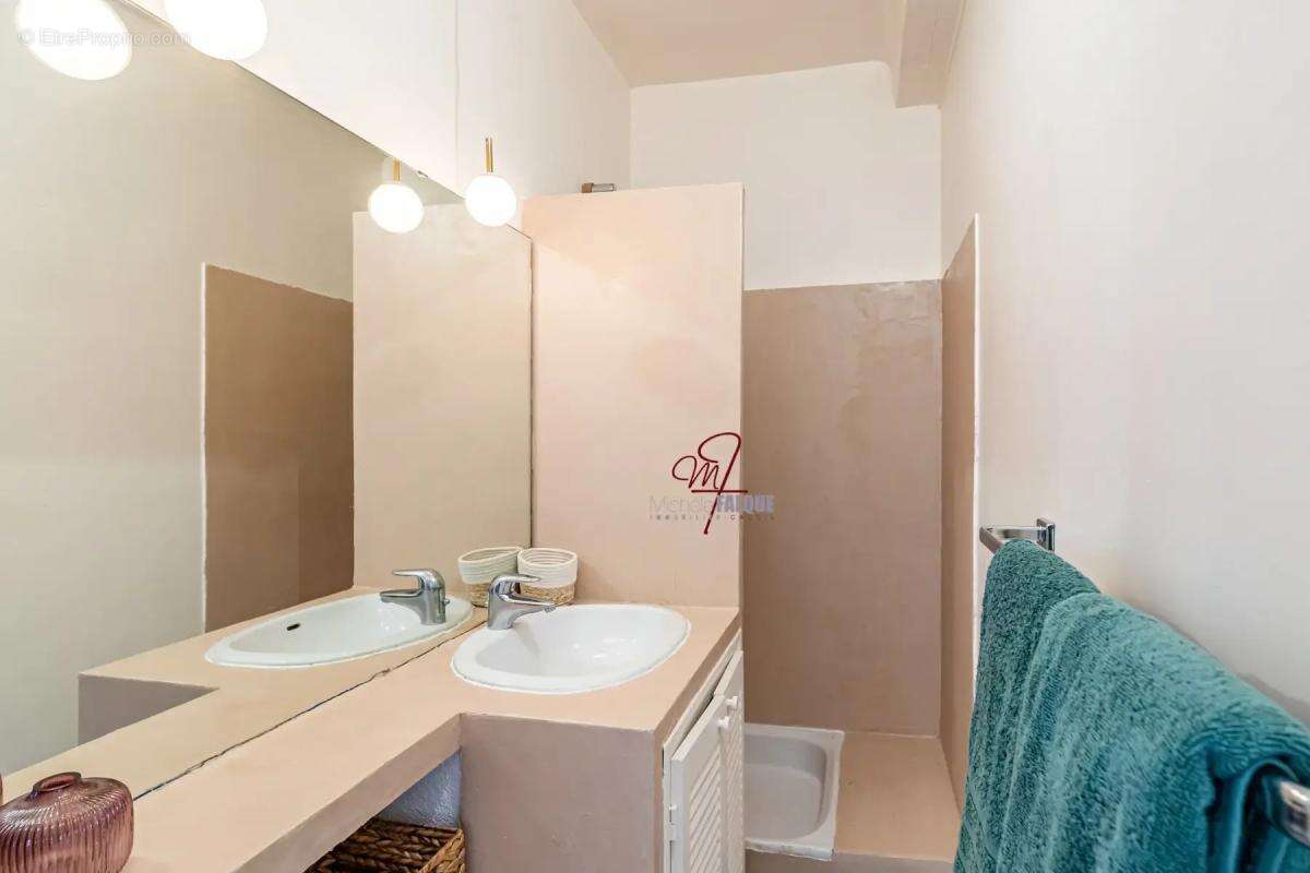 Appartement à CASSIS