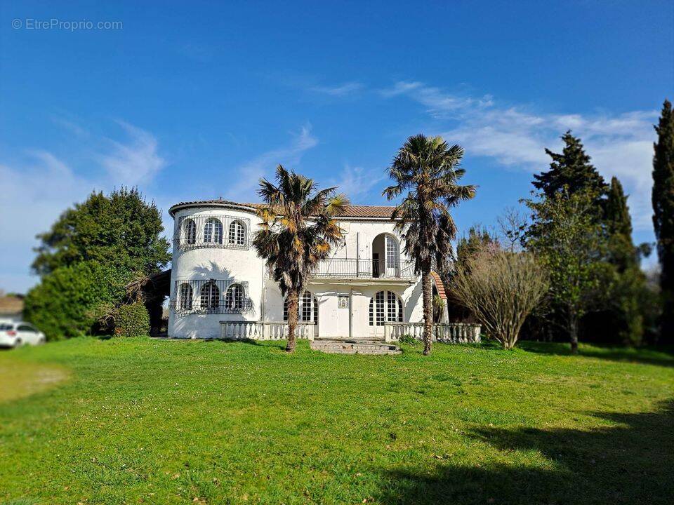 Vertheuil-5 chambres-terrain6854 m2-calme - Maison à VERTHEUIL