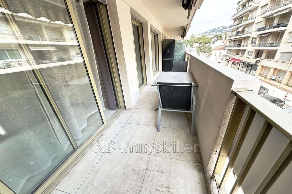 Appartement à CANNES