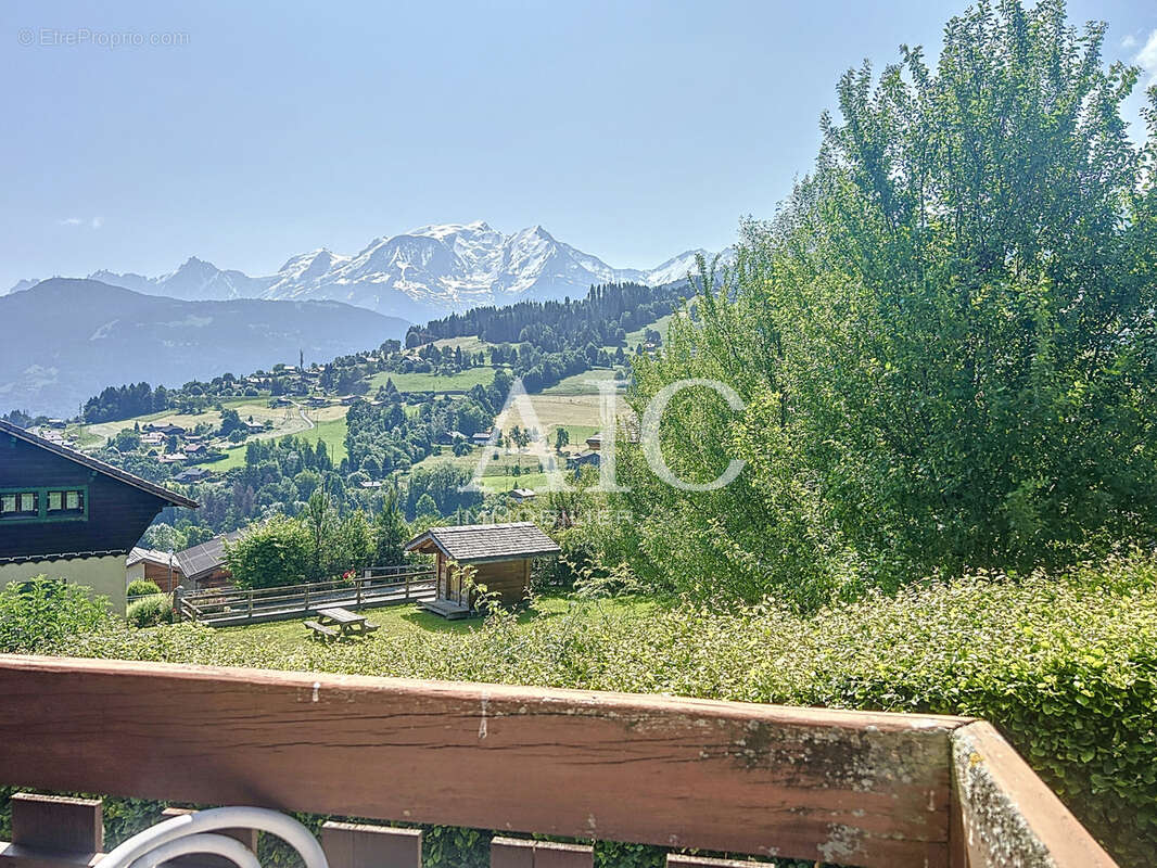 Appartement à COMBLOUX