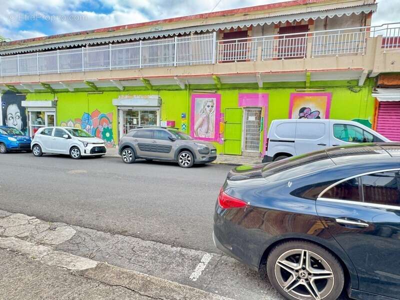 Commerce à LE MOULE