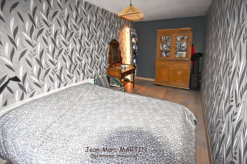 Maison à LA CHAPELLE-D&#039;ARMENTIERES