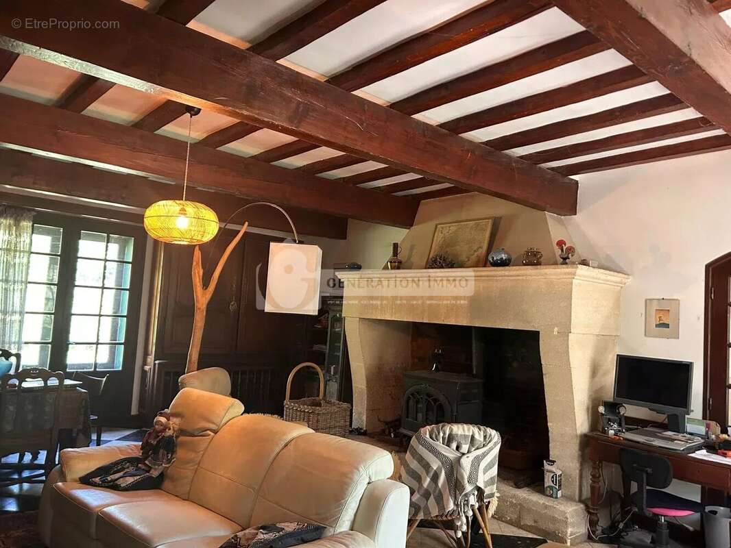 Maison à FOURQUES