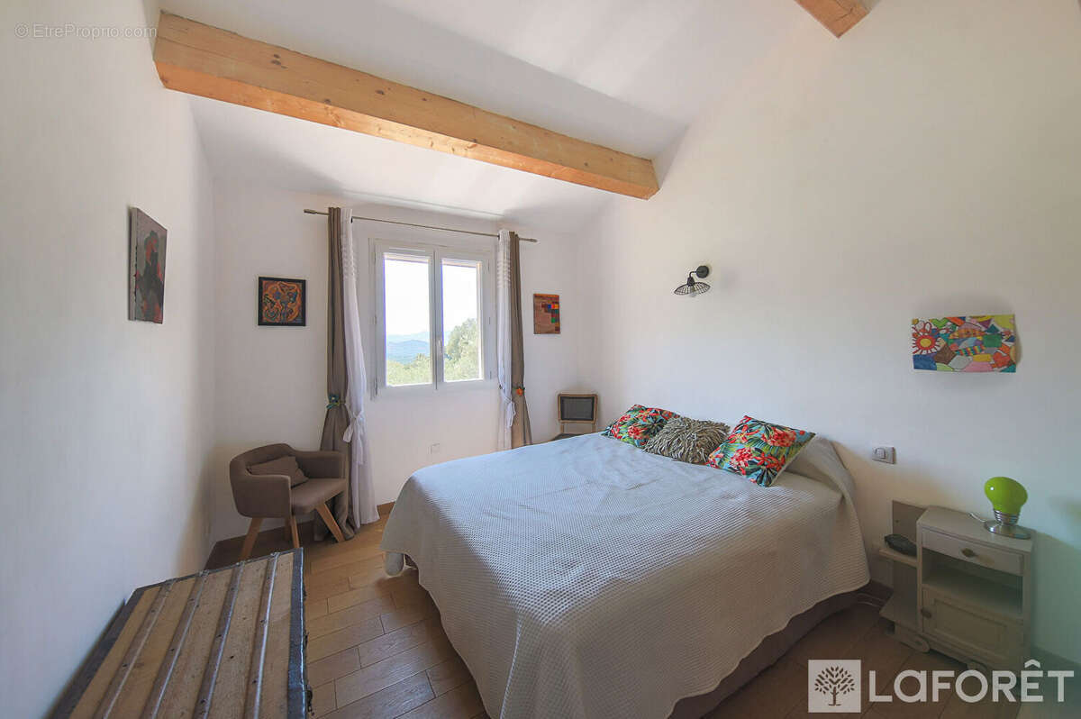 Maison à ZILIA