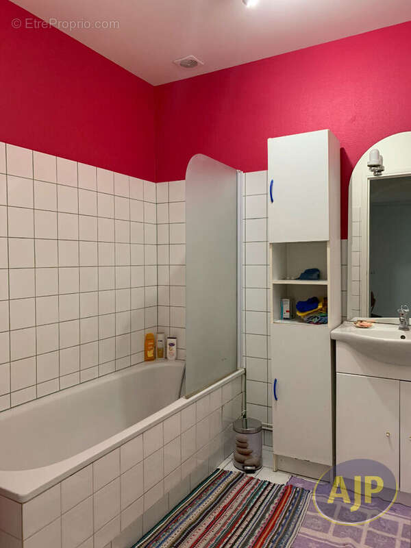 Appartement à SEGRE