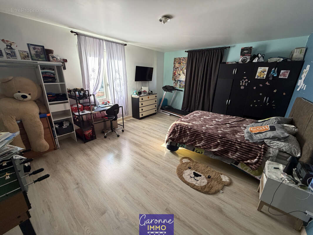 Maison à VARES