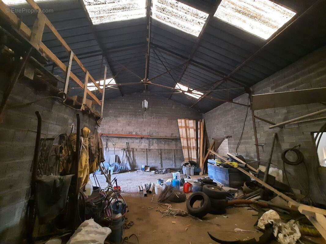 Parking à ARCHETTES