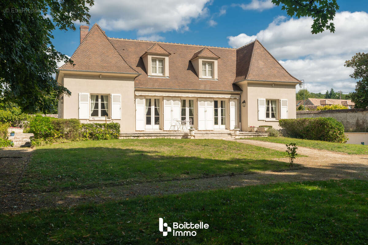 Maison à BOURRON-MARLOTTE