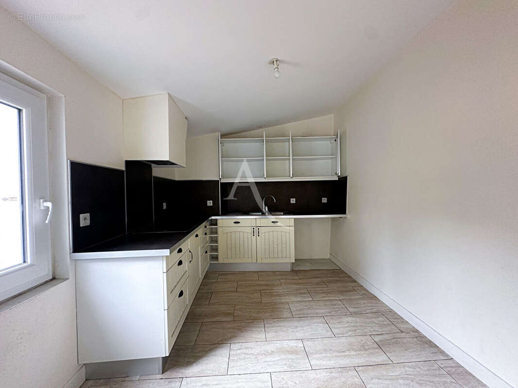 Maison à DOUE-LA-FONTAINE