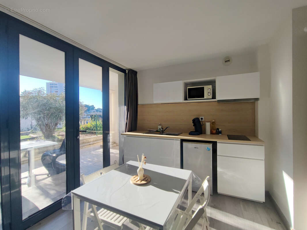 Appartement à CARRY-LE-ROUET