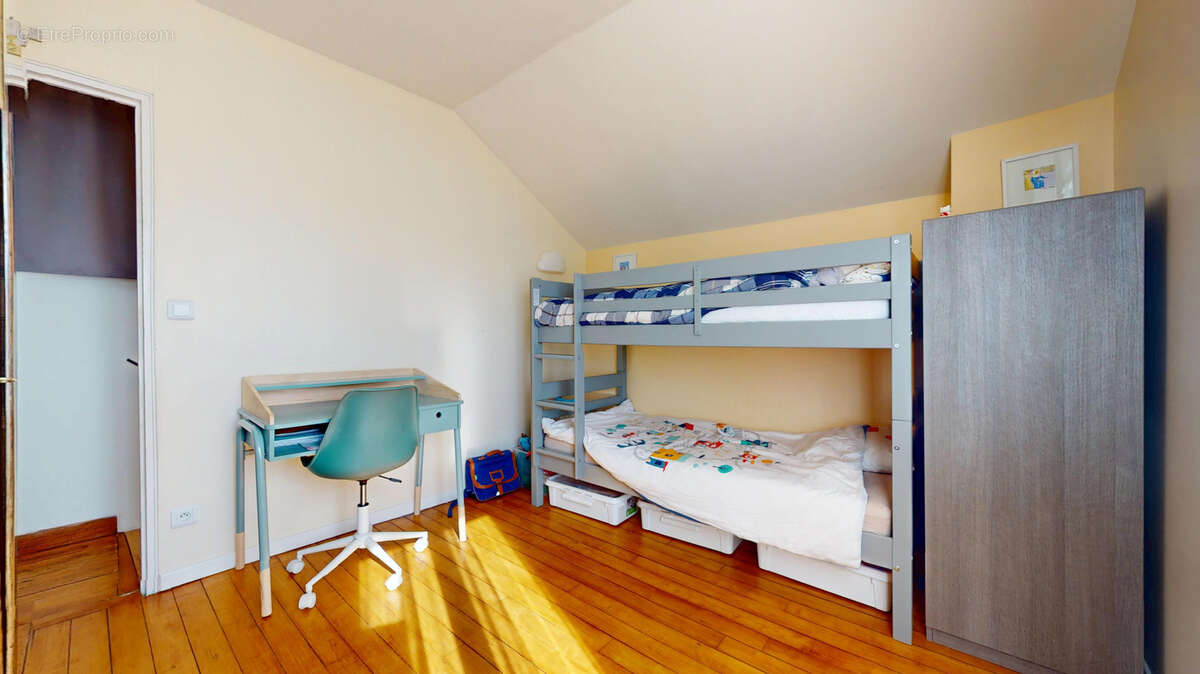 Maison à MONTIGNY-LES-CORMEILLES