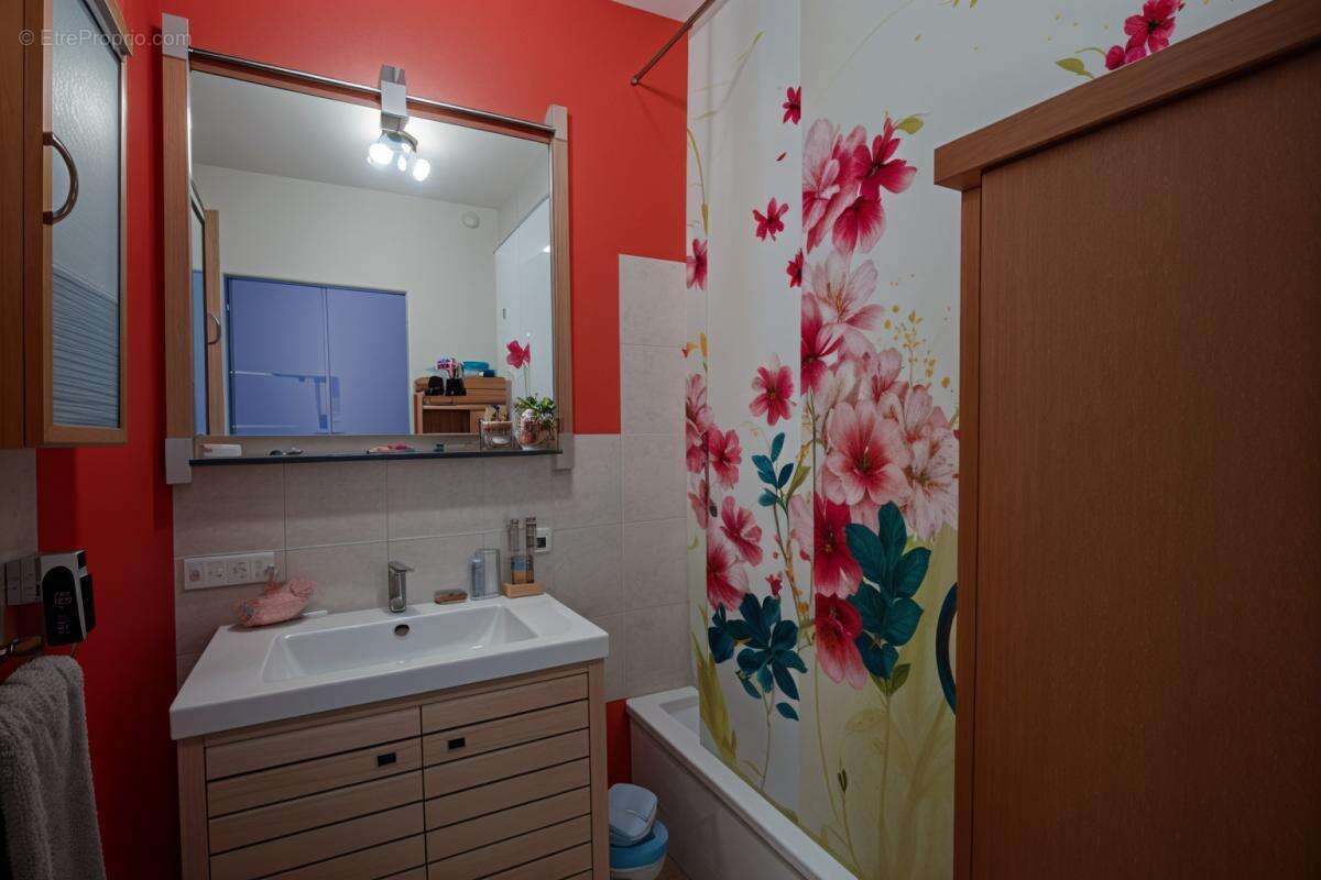 Appartement à MONTEVRAIN