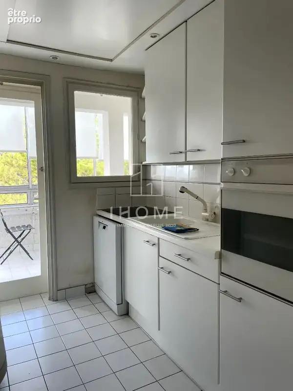 Lajarrige appartement 70 m2 - face mer - parking - cave - tout a pied - photo 6