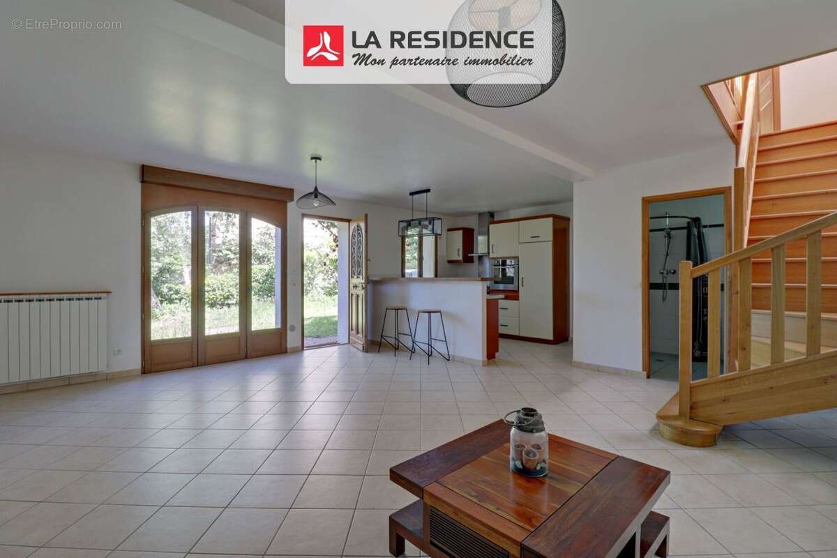 Maison 111 m² à Vernouillet  - photo 4