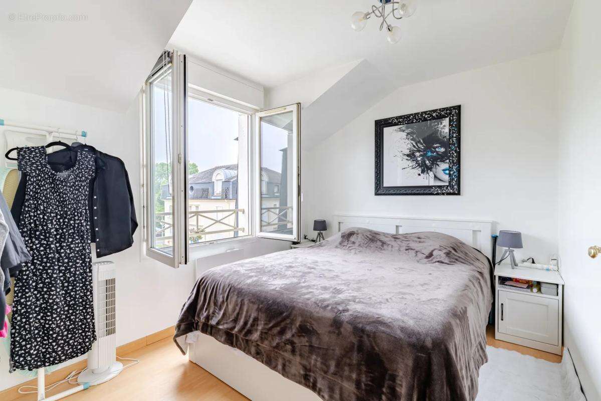 Appartement à LOUVRES