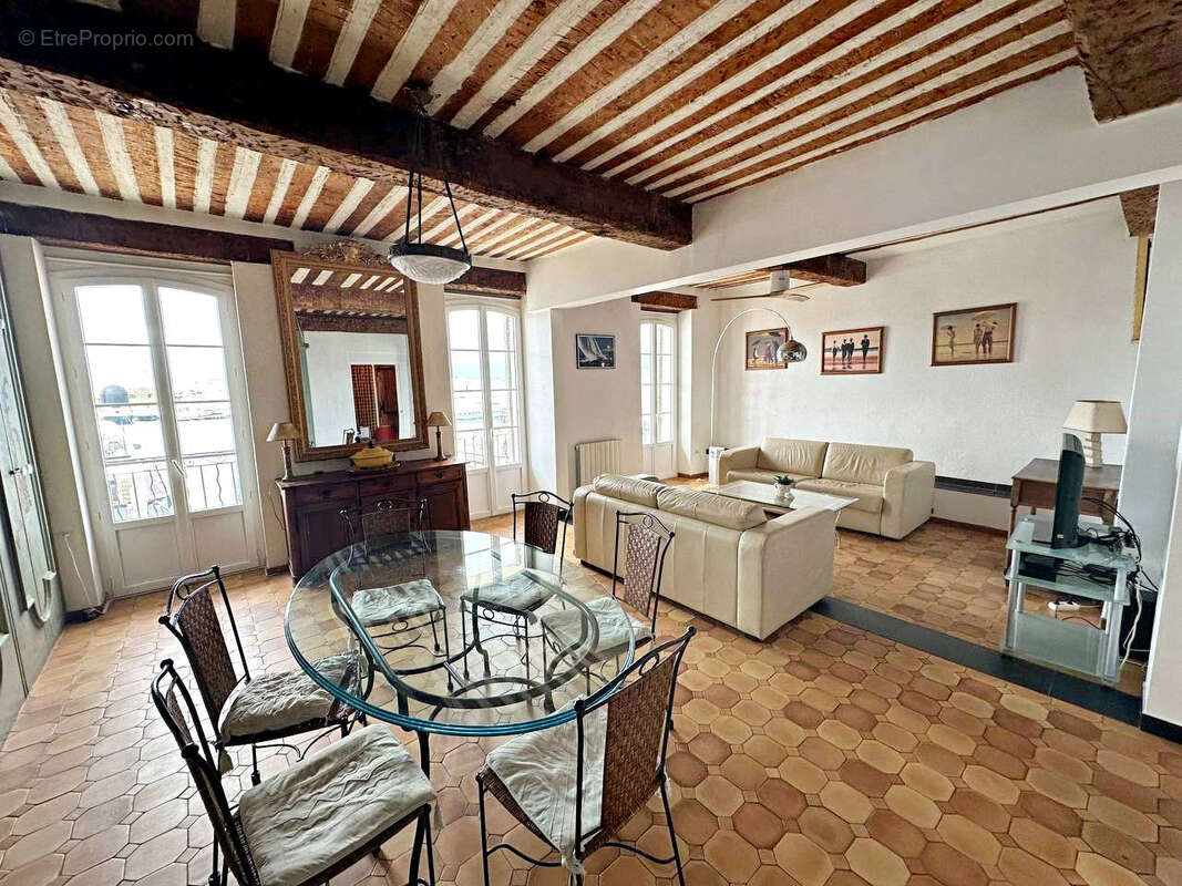 Appartement à SAINT-TROPEZ
