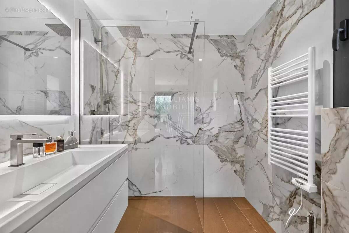 Valbonne. luxueuse villa contemporaine - photo 17
