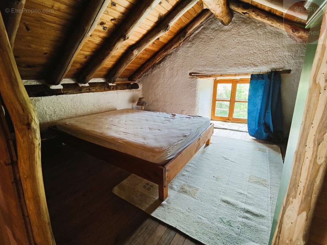 Authentique Mas cévenol en pierre avec vue dégagée - photo 11