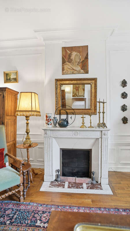 Appartement à FONTAINEBLEAU