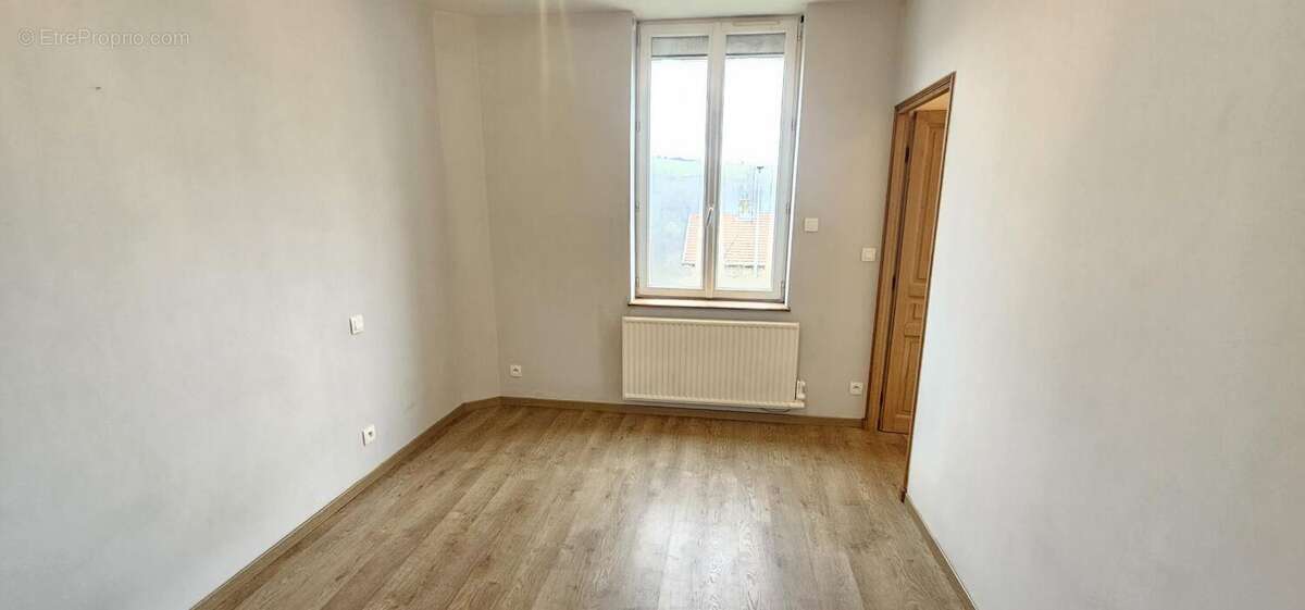 Maison à SAINT-PIERRE-LA-PALUD