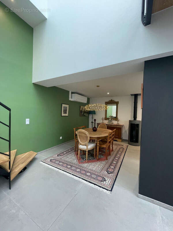 Maison à ROCHE-LA-MOLIERE