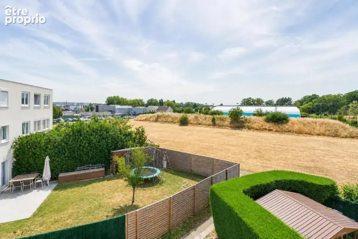 Maison de ville - 5 pièces de 101 m² à Coignières - photo 14