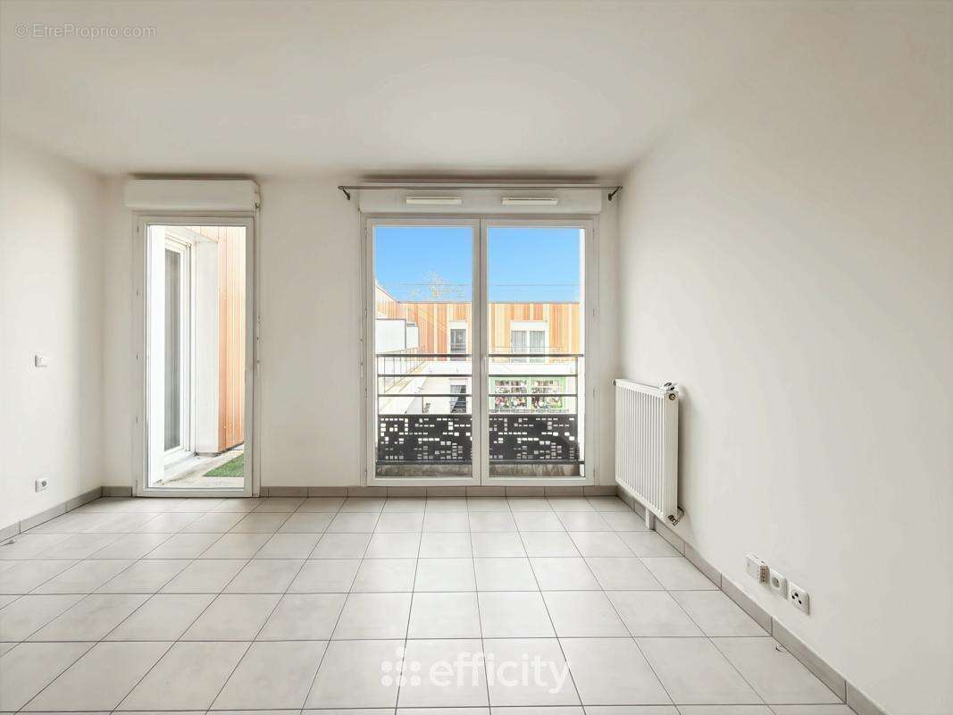 Appartement à POMPONNE