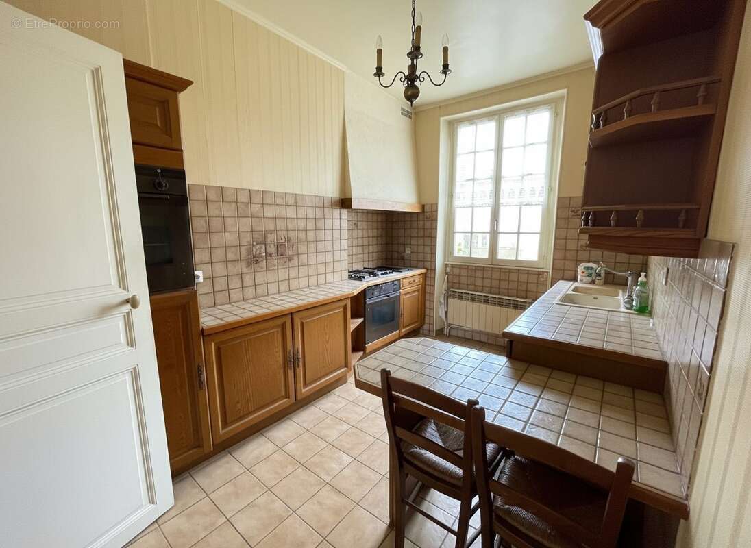 Maison à JOUY-SUR-MORIN