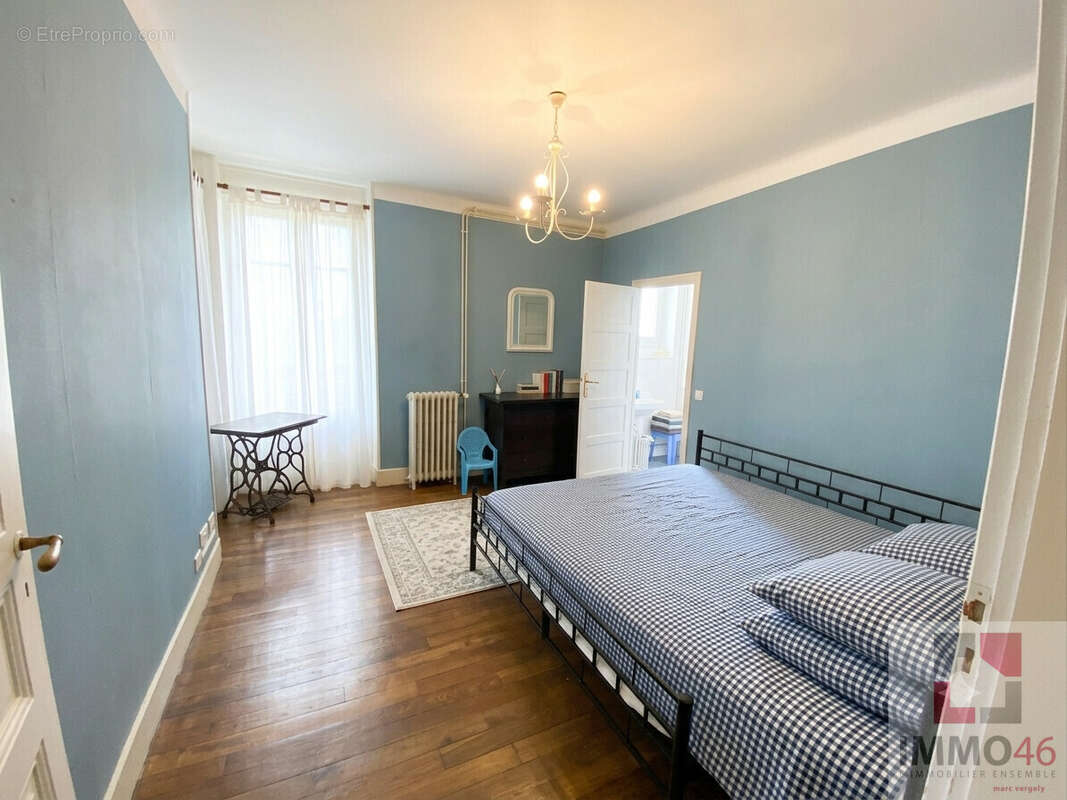 Maison 11 pièces 250 m² à vendre à Lacapelle-Marival (46120) - photo 8