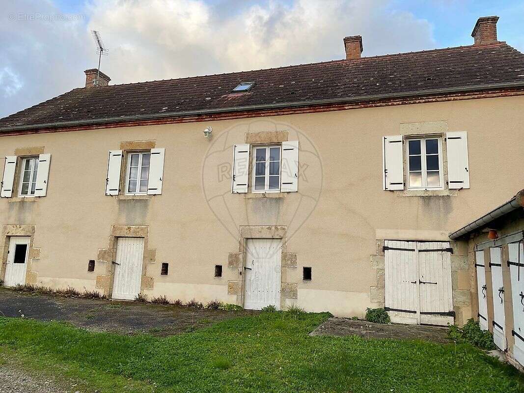 Maison à DECIZE