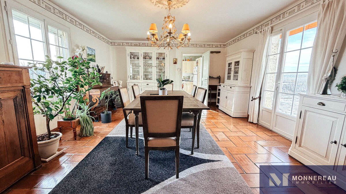 Maison à MOUTHIERS-SUR-BOEME