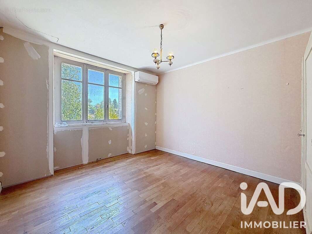 Maison 156 m² à Le Lonzac  - photo 5