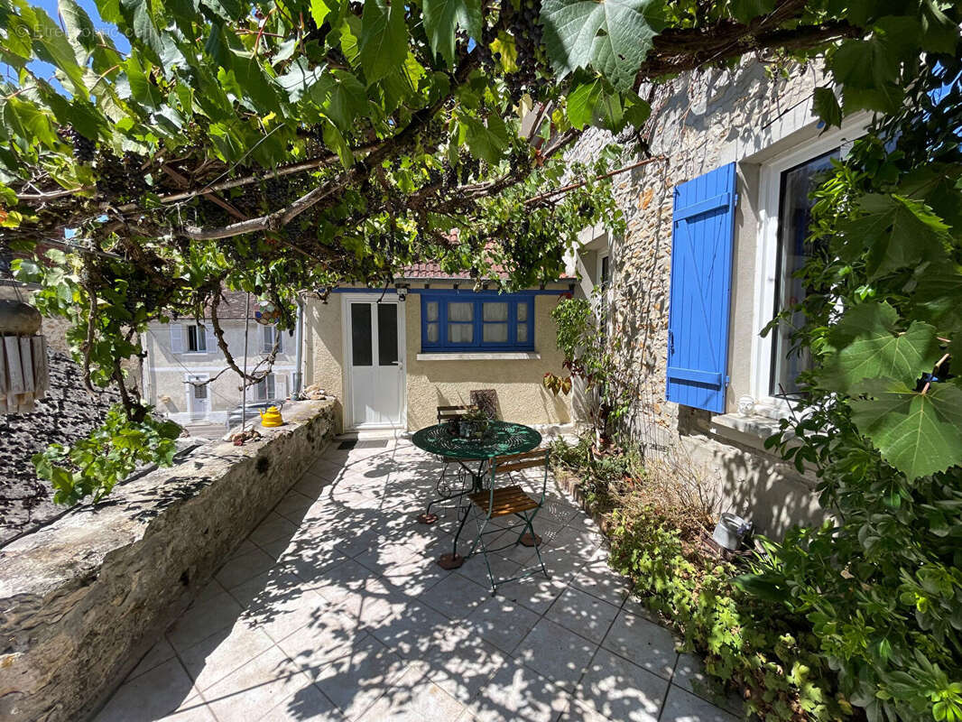 Maison Chalo Saint Mars 5 pièce(s) 110 m2 CENTRE VILLE - photo 2