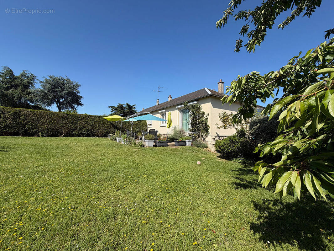 Maison à GRAVIGNY