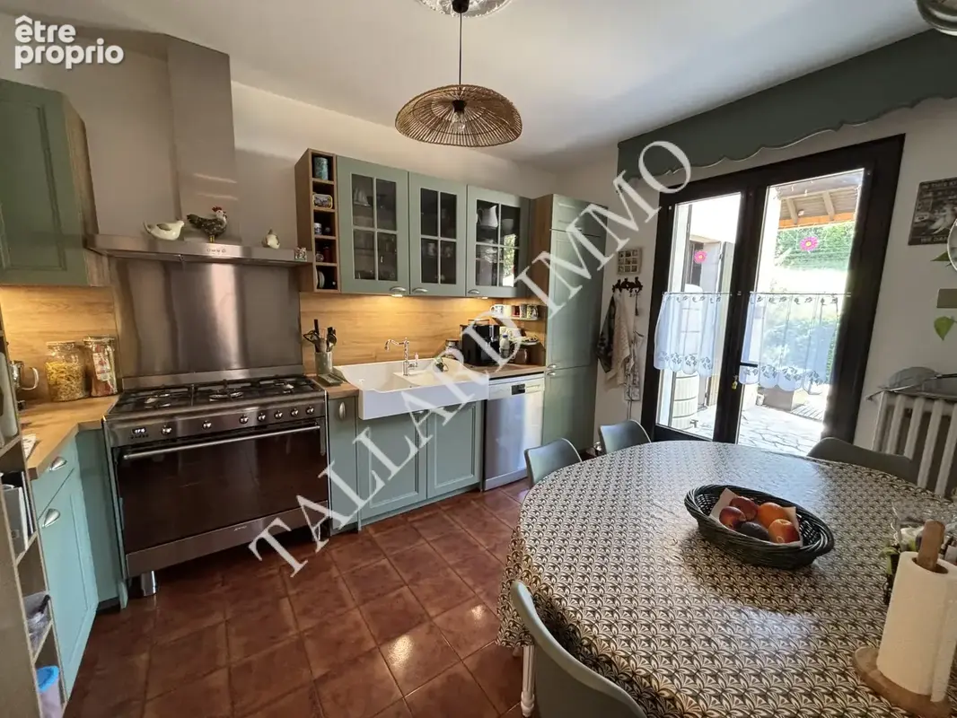Gap Villa T5 sur sous sol complet, combles aménageables, terrain 1188 m2 - photo 5