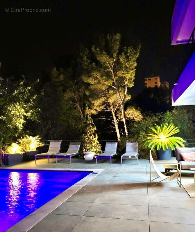 Maison à VILLENEUVE-LES-AVIGNON