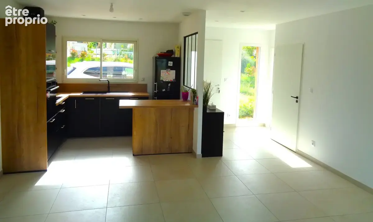 Maison 86 m² à Saint-Aquilin  - photo 7