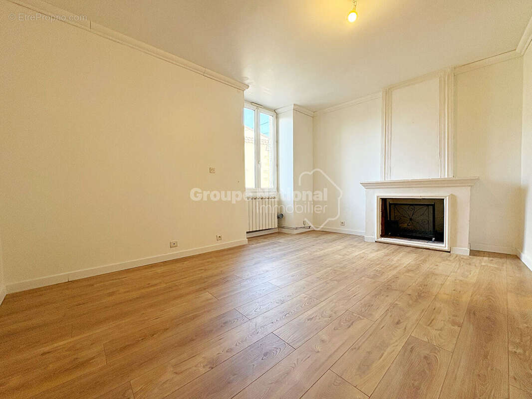 Maison 4 pièces à vendre au centre de Grans - Réf 3932 - photo 8