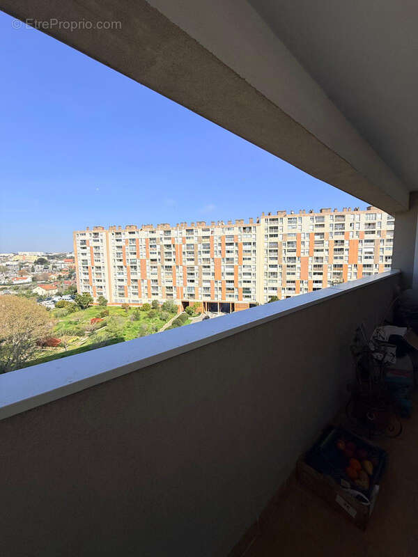 Appartement à MARSEILLE-10E