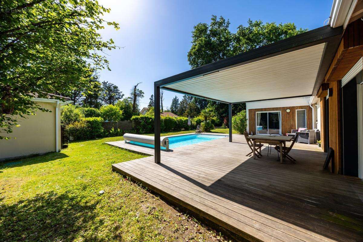 Maison 180 m² à Cestas  - photo 5