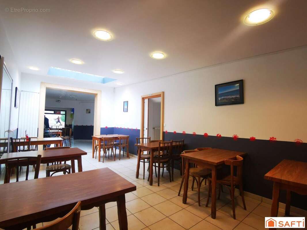 Photo 3 - Commerce à BEGARD