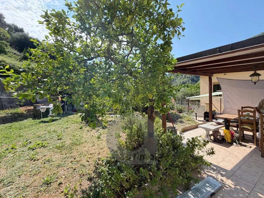 Maison à GORBIO