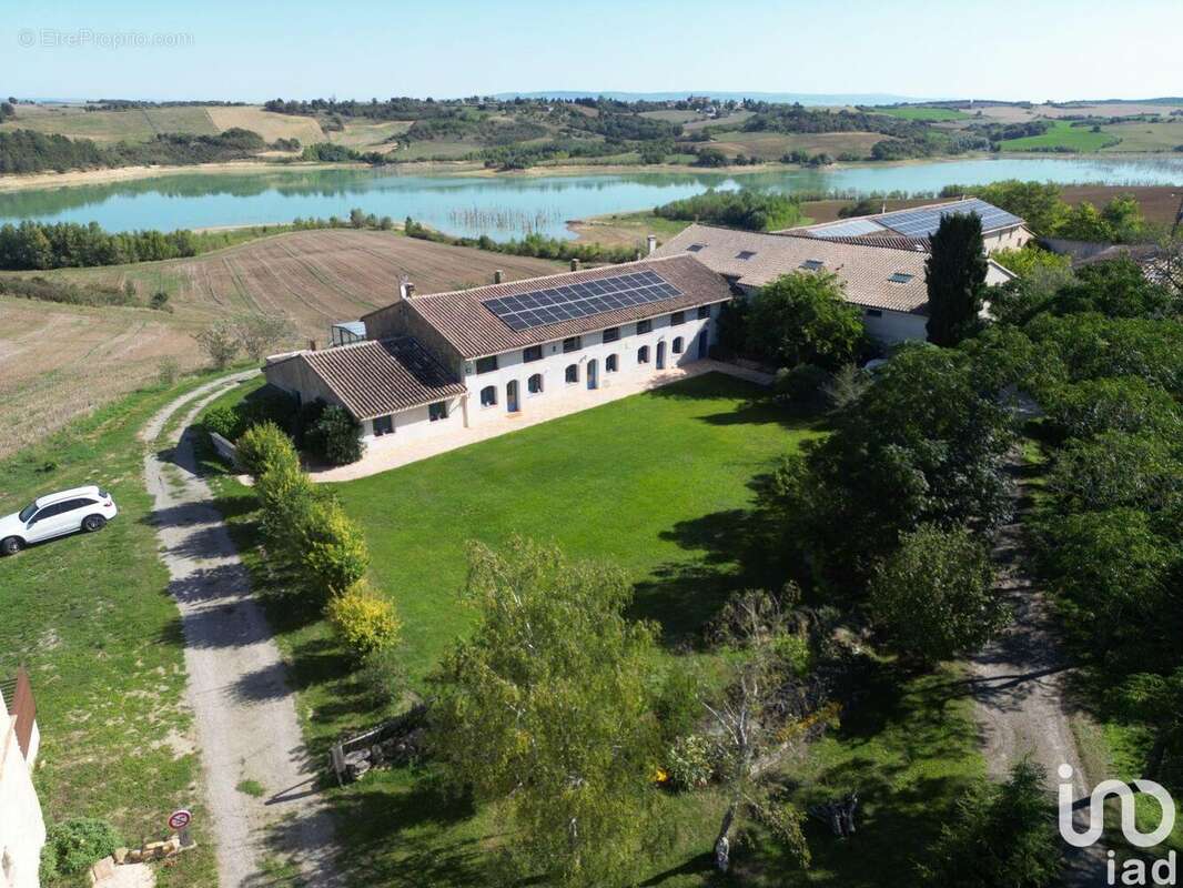 Photo 4 - Commerce à CASTELNAUDARY