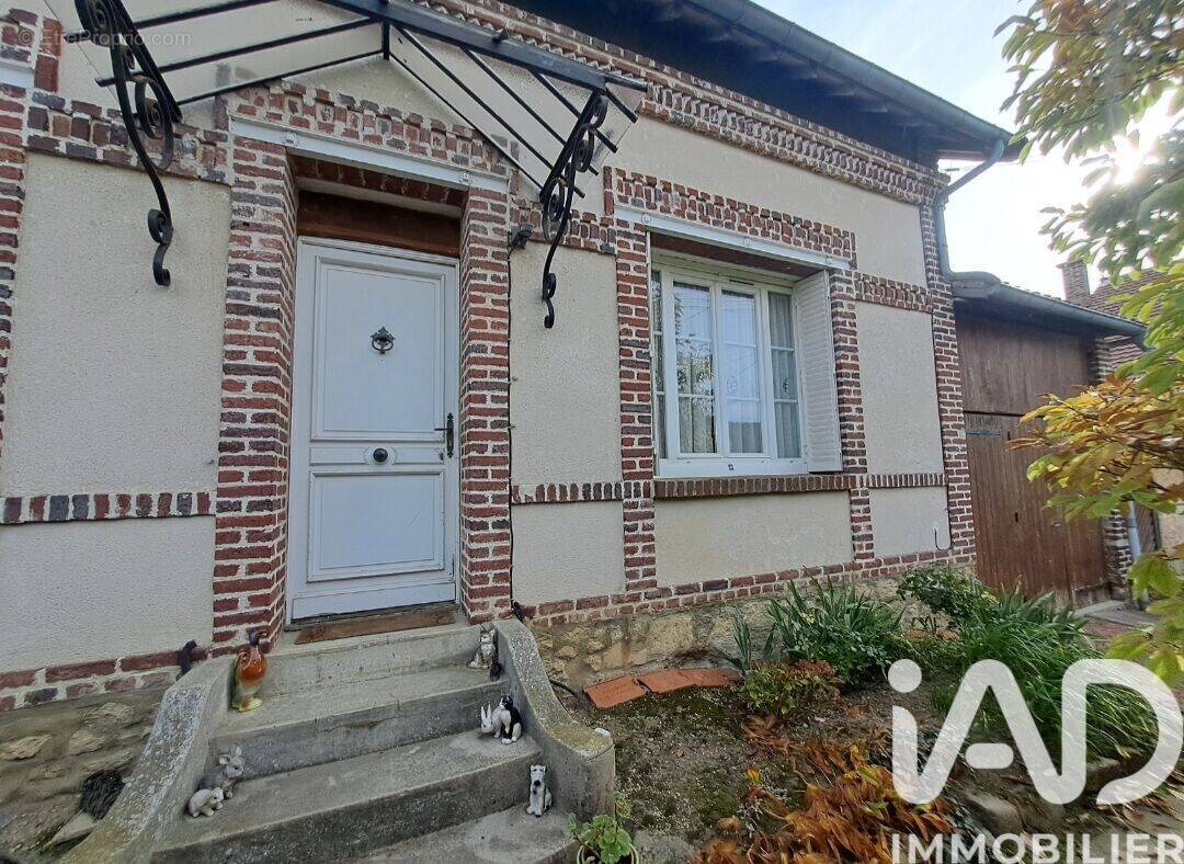 Photo 1 - Maison à COMPIEGNE