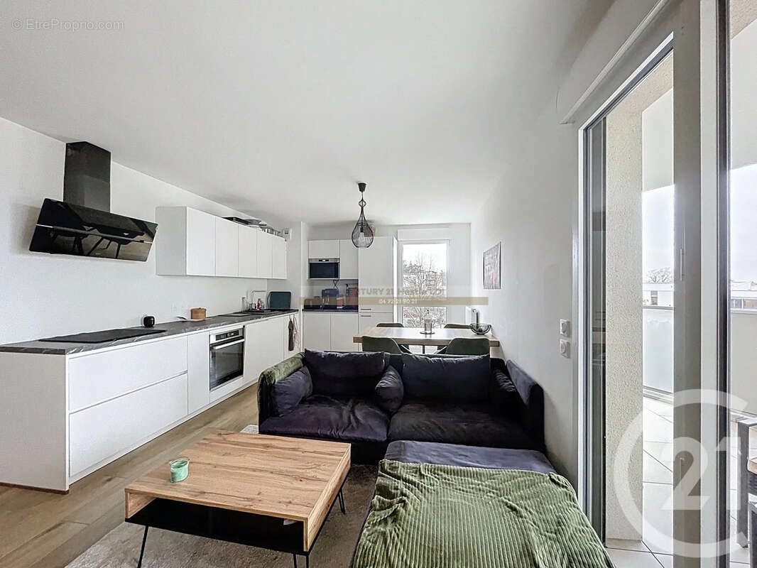 Appartement à DECINES-CHARPIEU