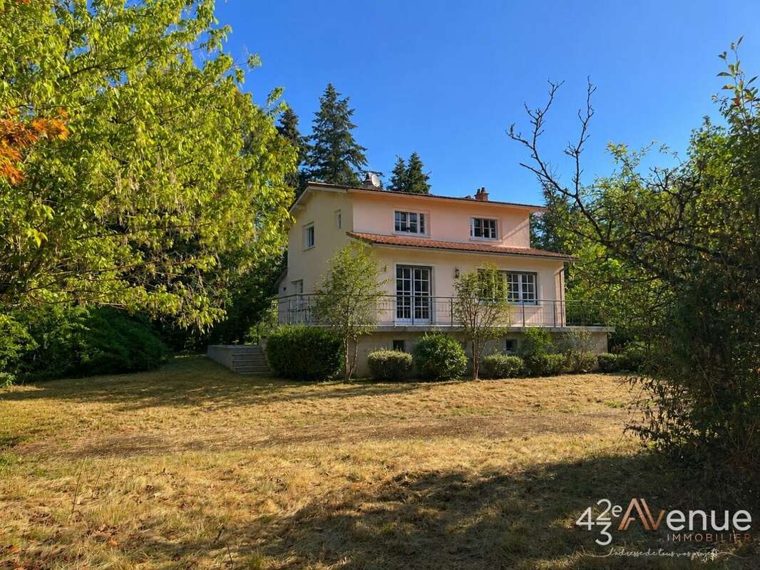 Maison 163 m² à Craintilleux  - photo 2