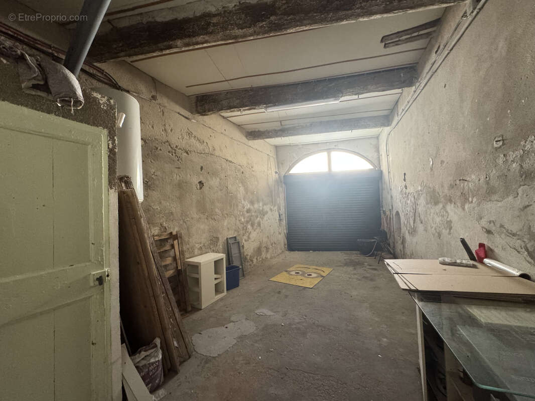 Grande maison de village avec garage en vente à Coursan - photo 13
